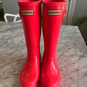 Hunter Original Gloss Waterproof Rain Boots. Size 1. Hyper Pink
